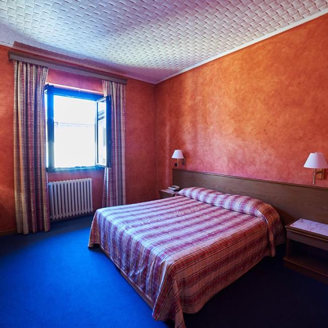 Camere